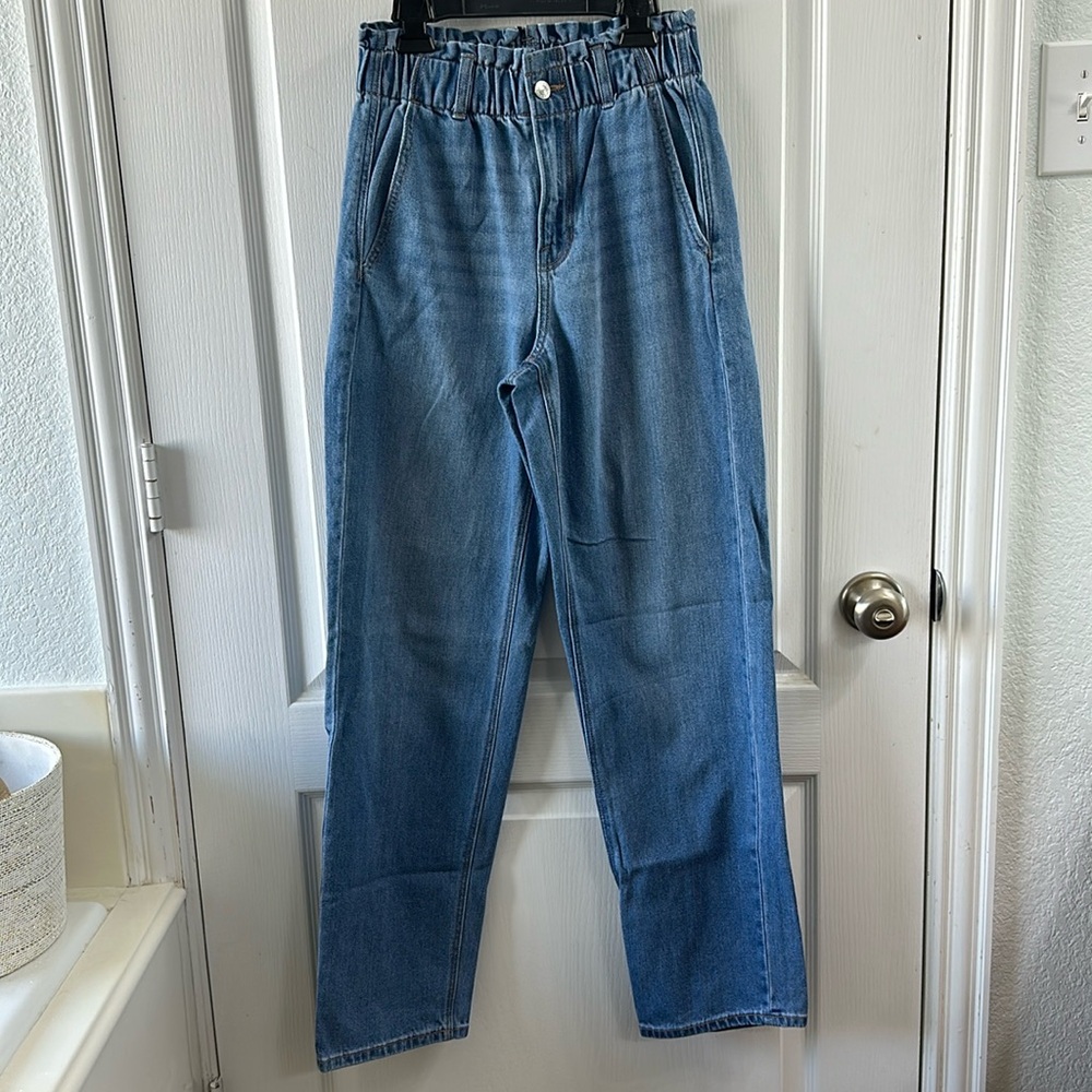 American Eagle Paperbag Waist Jeans